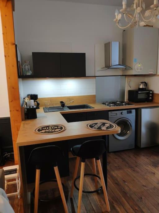 Logement Entier 50 M² Proche Centre Ville 莫尔莱 外观 照片